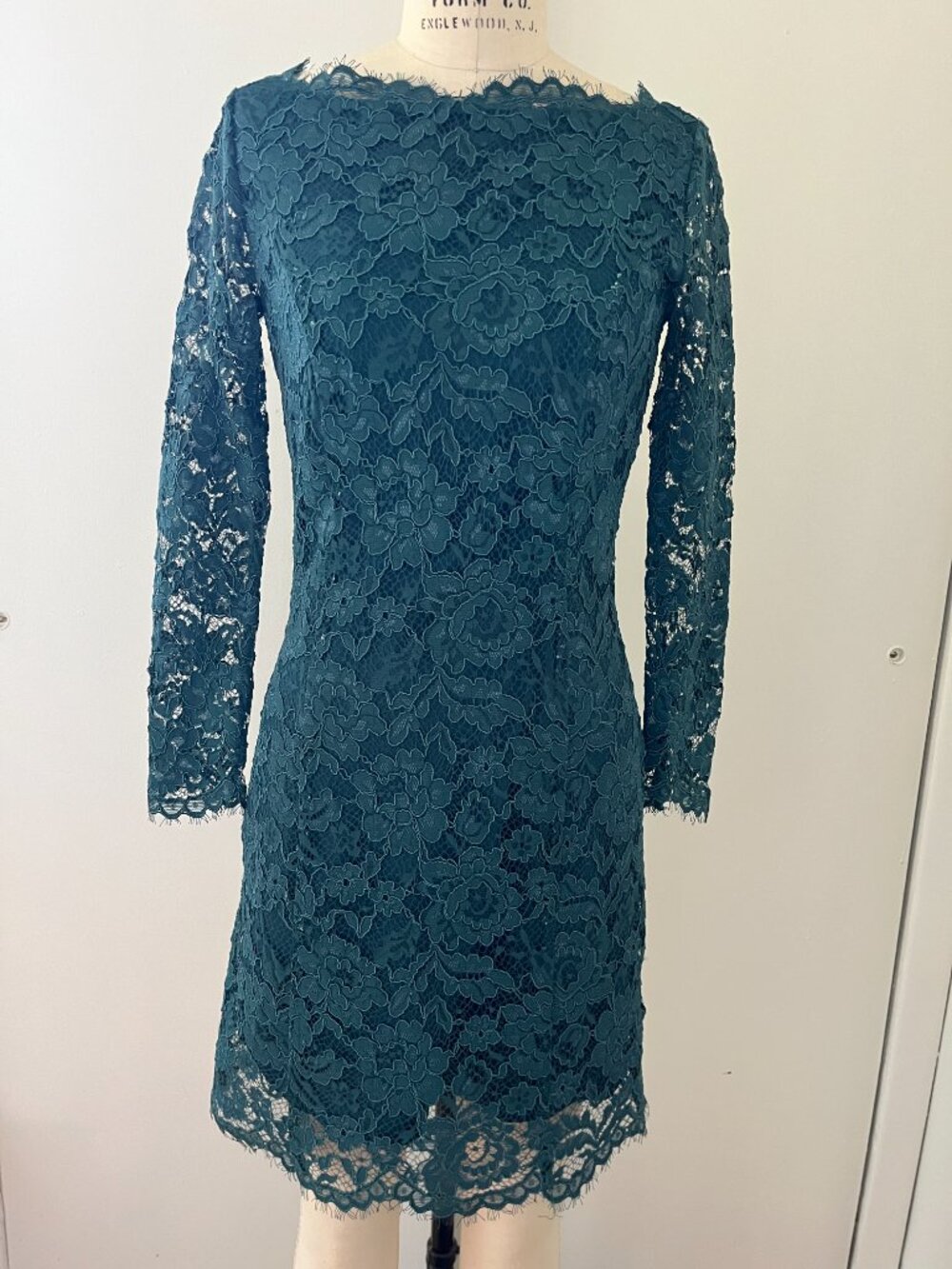 Madison Marcus long sleeve Lace Dress in peacock green size XS